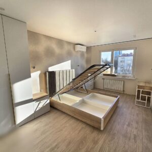 Современная мебель в спальню с угловым шкафом для одежды, кроватью с подъемным механизмом, прикроватными тумбами, комодом и консольным столиком