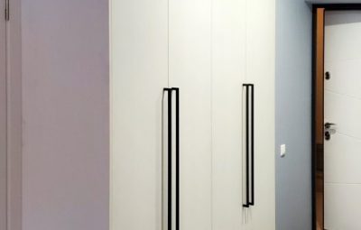 43132-shkafy-raspashnye